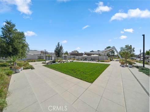327 Baluster , Irvine, CA