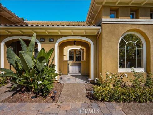 125 Chantilly , Irvine, CA