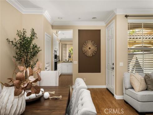 125 Chantilly , Irvine, CA