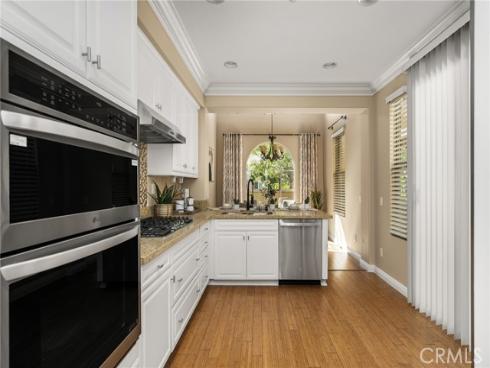 125 Chantilly , Irvine, CA