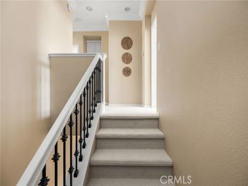 125 Chantilly , Irvine, CA