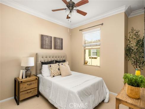 125 Chantilly , Irvine, CA