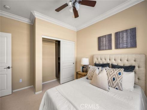 125 Chantilly , Irvine, CA