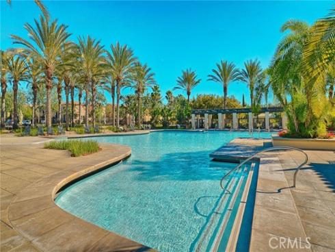 125 Chantilly , Irvine, CA