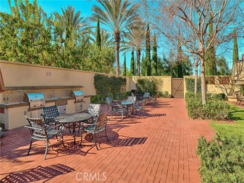 125 Chantilly , Irvine, CA