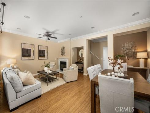 125 Chantilly , Irvine, CA