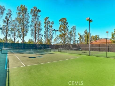 125 Chantilly , Irvine, CA