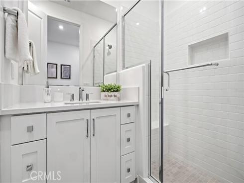 197 merit , Irvine, CA