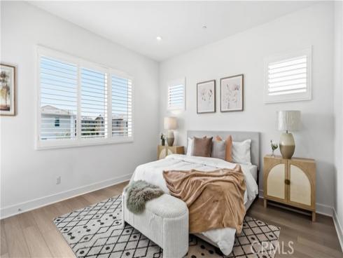 197 merit , Irvine, CA