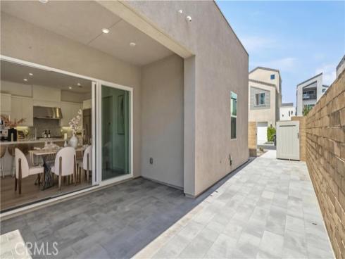 197  merit  , Irvine, CA