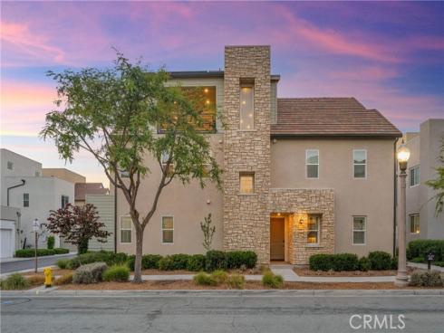 109  Spiral  , Irvine, CA