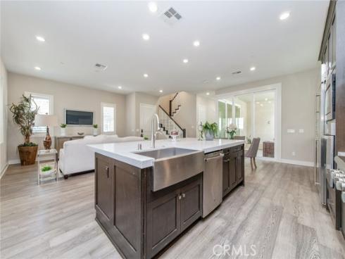 109  Spiral  , Irvine, CA