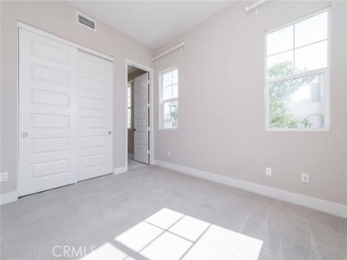 109  Spiral  , Irvine, CA