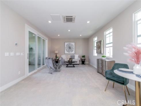 109  Spiral  , Irvine, CA