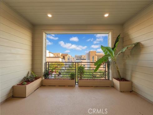 109  Spiral  , Irvine, CA