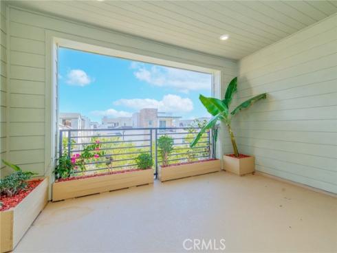 109  Spiral  , Irvine, CA