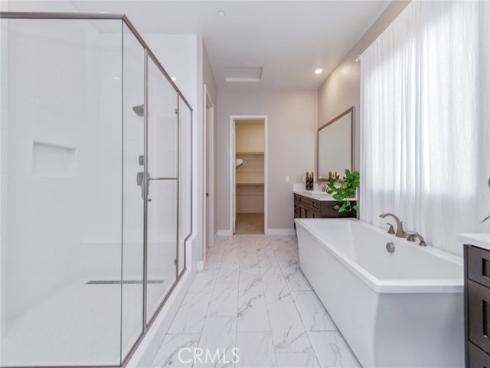 109  Spiral  , Irvine, CA