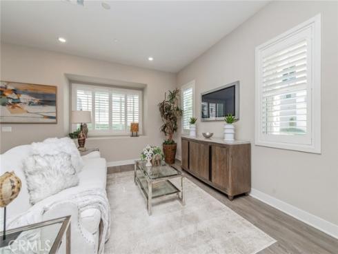 109  Spiral  , Irvine, CA