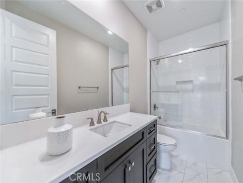 109  Spiral  , Irvine, CA