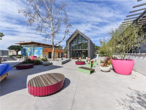 109  Spiral  , Irvine, CA