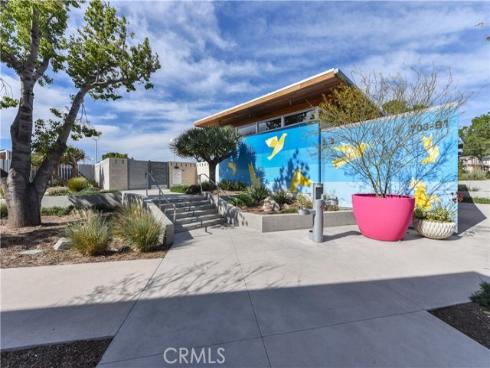 109  Spiral  , Irvine, CA