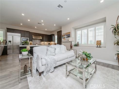 109  Spiral  , Irvine, CA