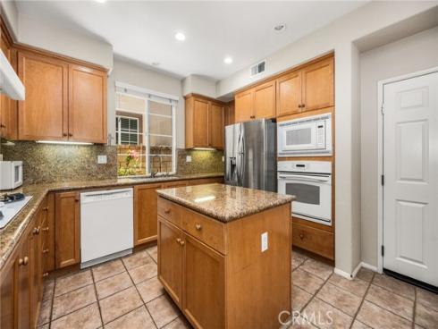 67 Canopy , Irvine, CA