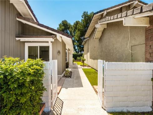 12 Blackswan , Irvine, CA