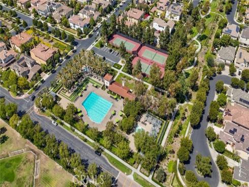 5 Upland , Irvine, CA