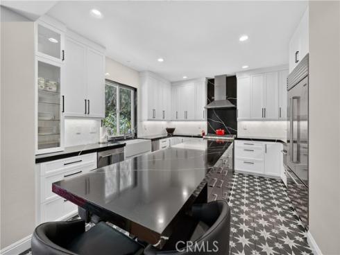 8 Castlebar , Irvine, CA