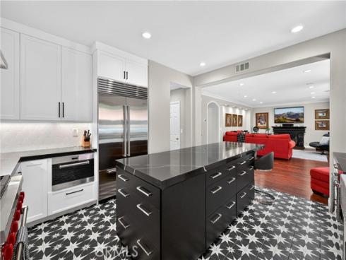 8 Castlebar , Irvine, CA
