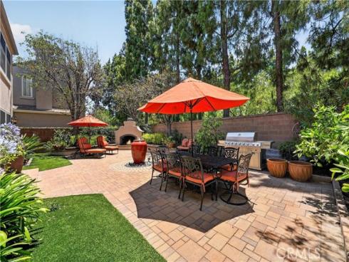 8 Castlebar , Irvine, CA