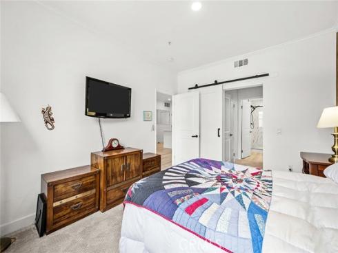 2314 Scholarship , Irvine, CA