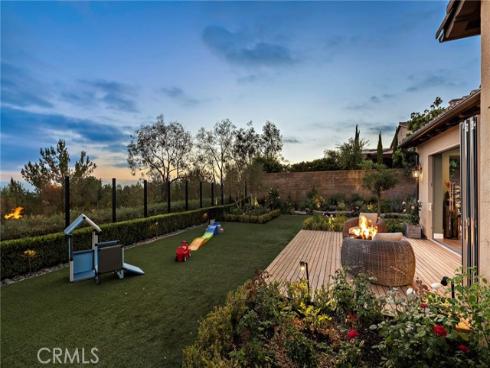 137 Sunset , Irvine, CA