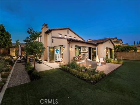 137 Sunset , Irvine, CA