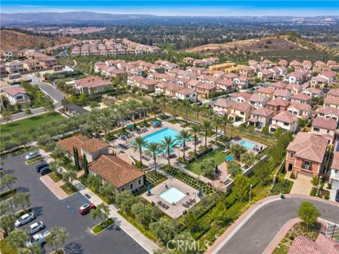 137 Sunset , Irvine, CA