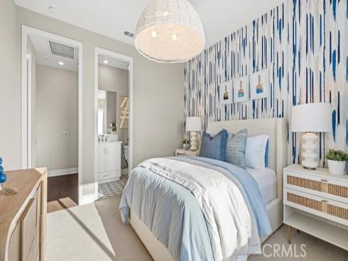 817  Sonia  , Irvine, CA