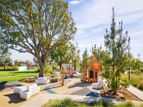 817  Sonia  , Irvine, CA