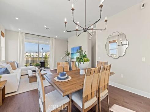 817  Sonia  , Irvine, CA