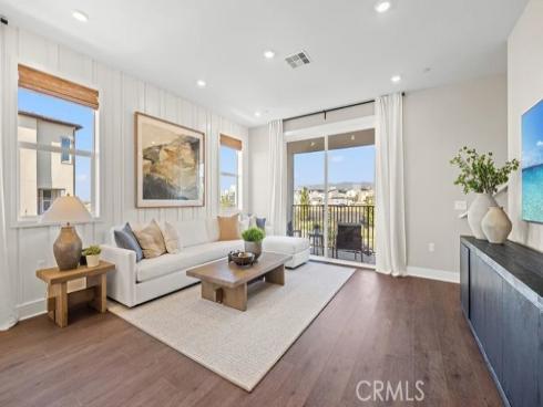 817  Sonia  , Irvine, CA