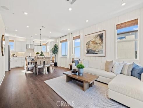 817  Sonia  , Irvine, CA