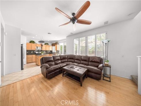 26 Appleglen , Irvine, CA