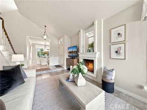 8 Autumn Oak , Irvine, CA