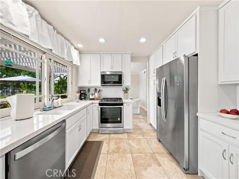 8 Autumn Oak , Irvine, CA