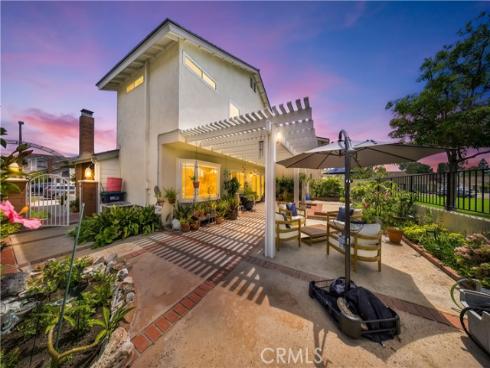 8 Autumn Oak , Irvine, CA