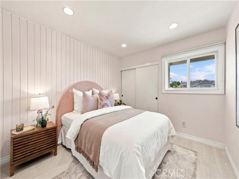 8 Autumn Oak , Irvine, CA