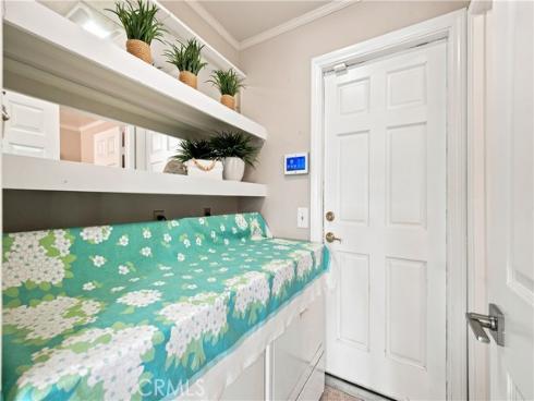 8 Autumn Oak , Irvine, CA