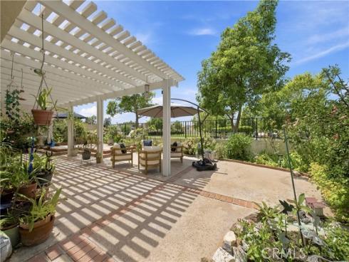 8 Autumn Oak , Irvine, CA