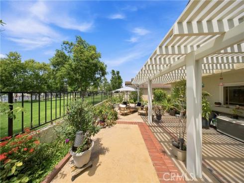 8 Autumn Oak , Irvine, CA