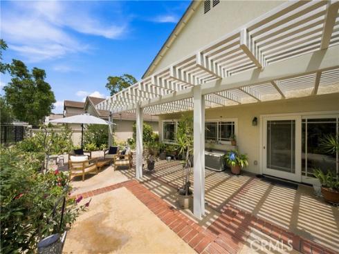 8 Autumn Oak , Irvine, CA